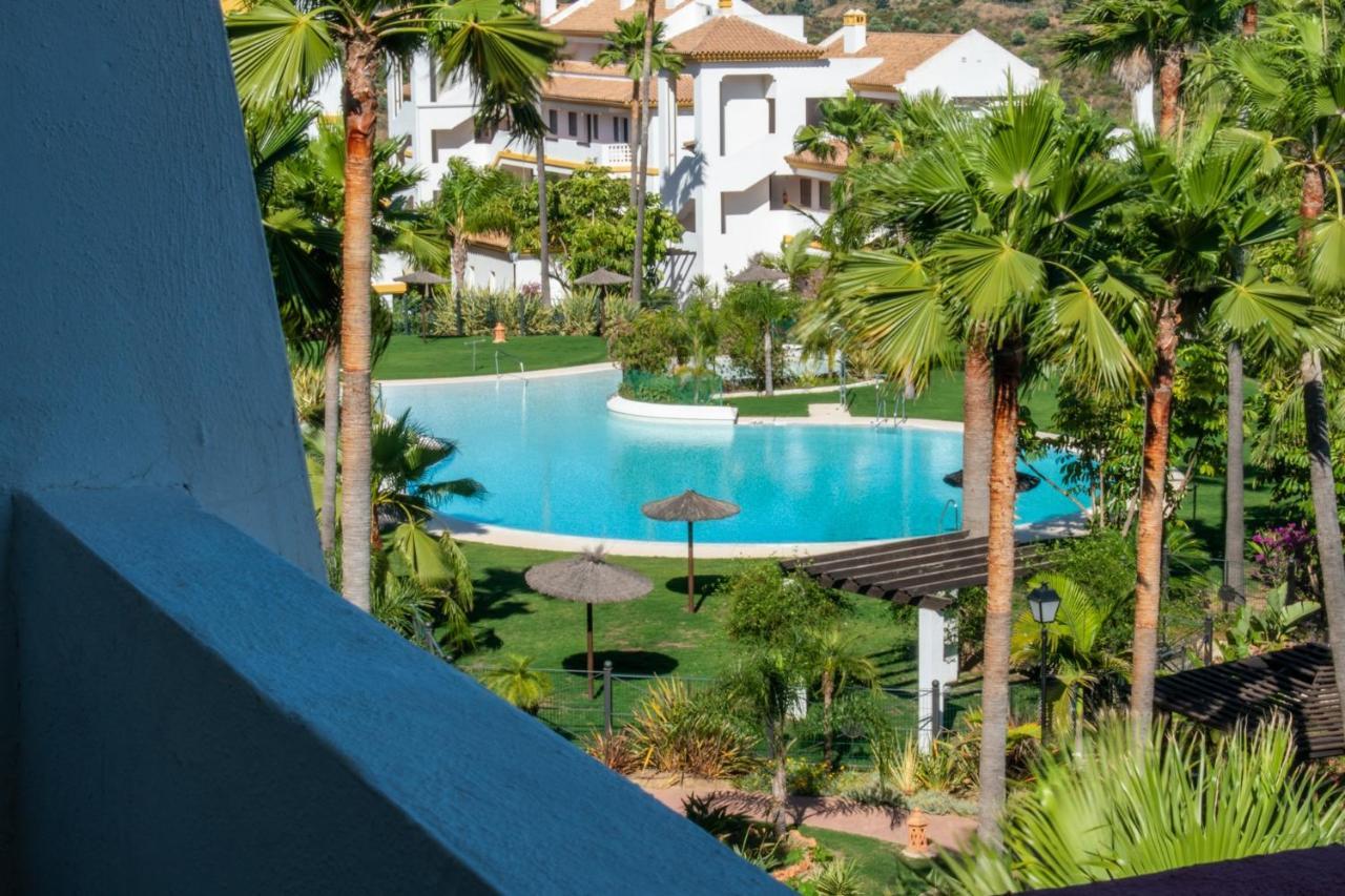 Apartmán 2Br Calanova Grand Golf - Wifi/Ac/Pool Màlaga Exteriér fotografie