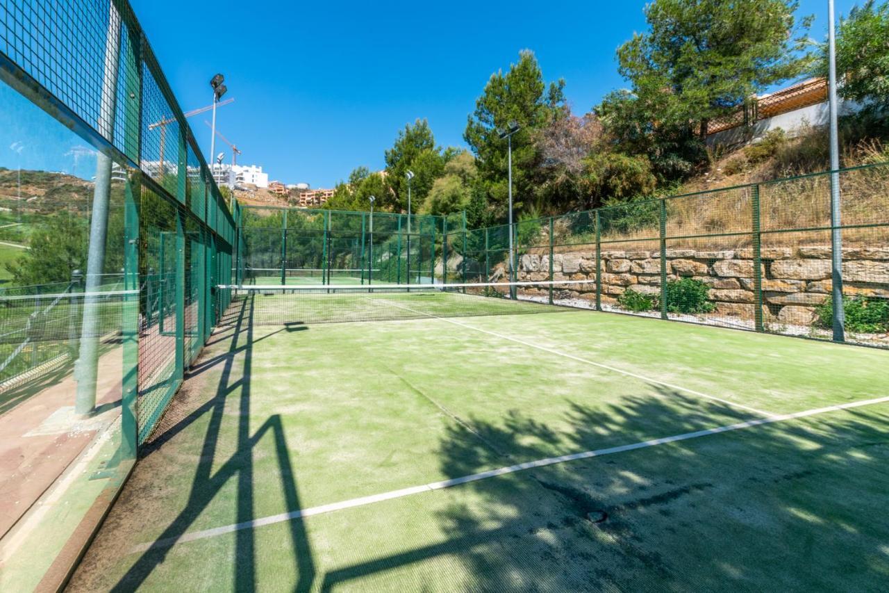 Apartmán 2Br Calanova Grand Golf - Wifi/Ac/Pool Màlaga Exteriér fotografie