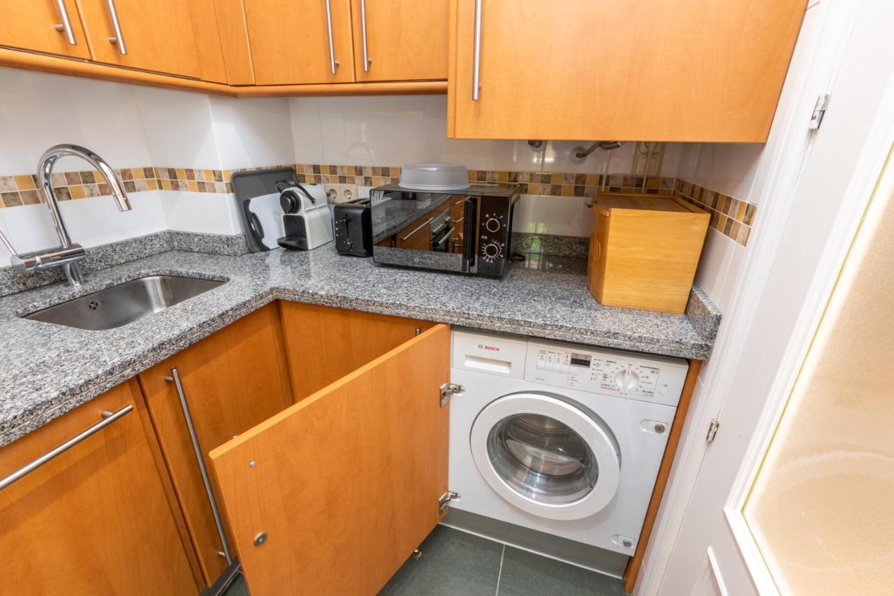Apartmán 2Br Calanova Grand Golf - Wifi/Ac/Pool Màlaga Exteriér fotografie