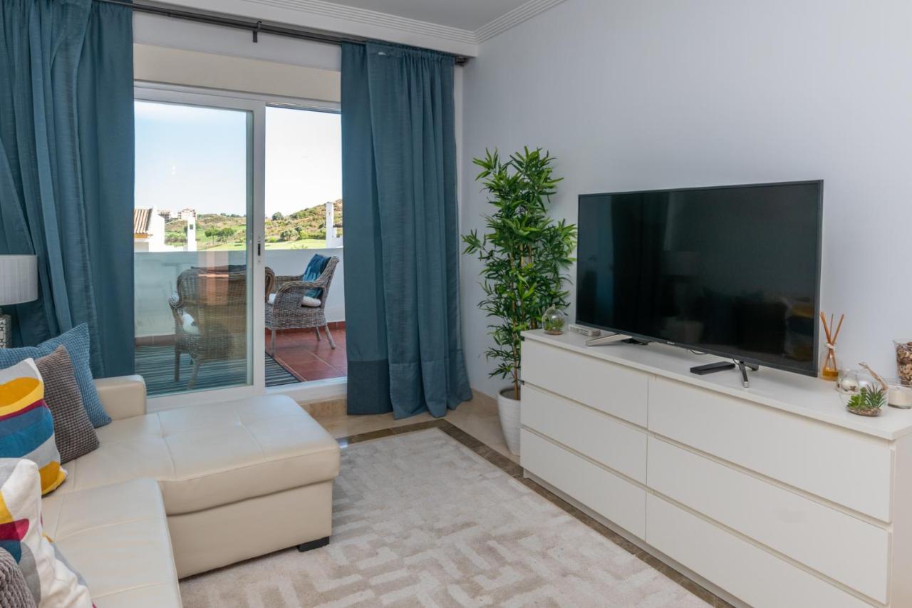 Apartmán 2Br Calanova Grand Golf - Wifi/Ac/Pool Màlaga Exteriér fotografie