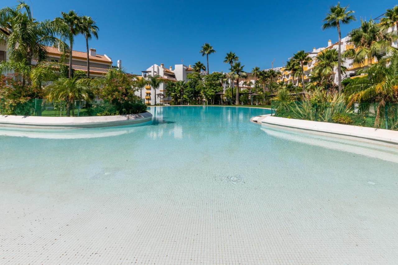 Apartmán 2Br Calanova Grand Golf - Wifi/Ac/Pool Màlaga Exteriér fotografie